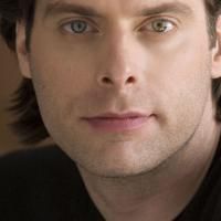 John Relyea Receives Beverly Sills Artist Award For MET Opera Young Singers